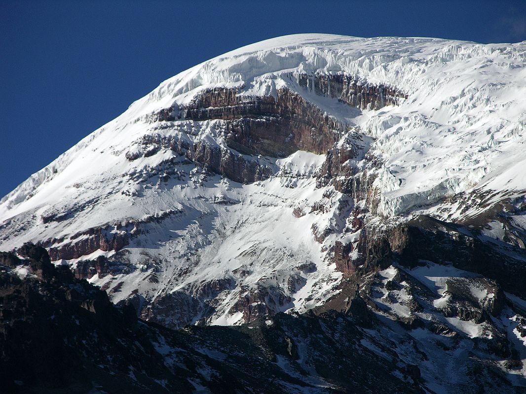 Ecuador Chimborazo 02-03 Estrella del Chimborazo Chimborazo Whymper Route Close Up